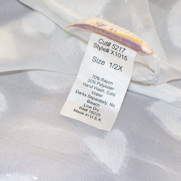 Pretty Shawl cover up negligee - Picture 3 of 3